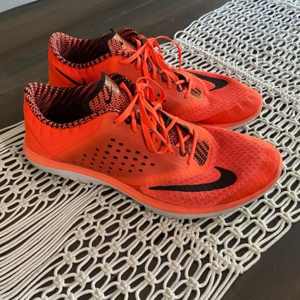 Nike Fitsole athletic shoes